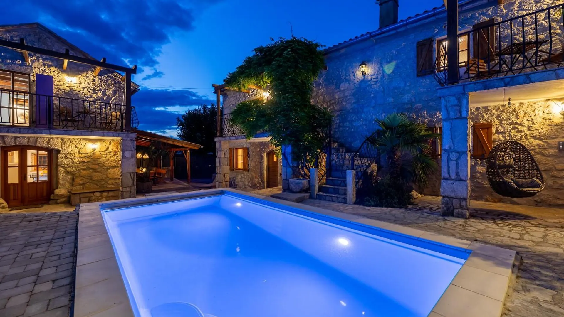 Villa Lapis Gabonjin 0*,  Croatia